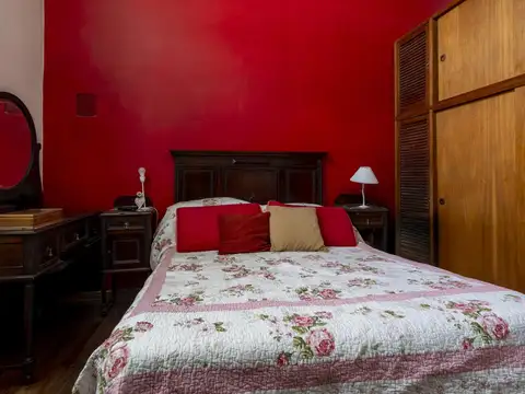 Eleodoro Lobos al 200 Venta Casa de 4 Ambientes Patio Terraza Lote Propio Caballito