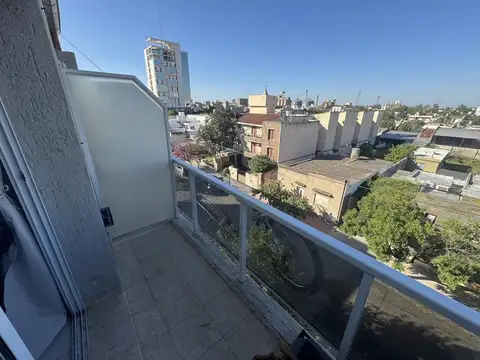 EN VENTA MONOAMBIENTE B°ALM. BROWN. VILLA MARÍA.