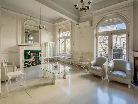 Departamento en venta Barrio Norte 4 amb, super luminoso, apto profesional