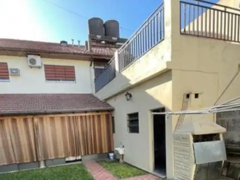 Venta PH de 3ambientes excelente estado