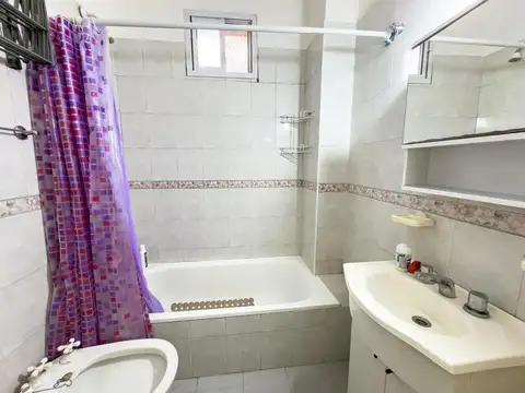 Haedo Norte venta de Departamento de tres amb Apto Credito