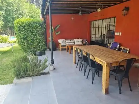 Casa 4 ambientes con 3 baños