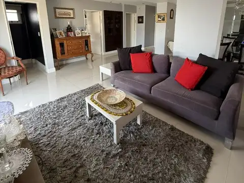 Av. Martin Garcia 600