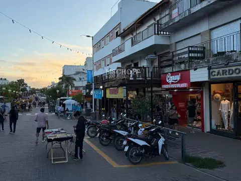 Departamento en Venta de 8 dormitorios