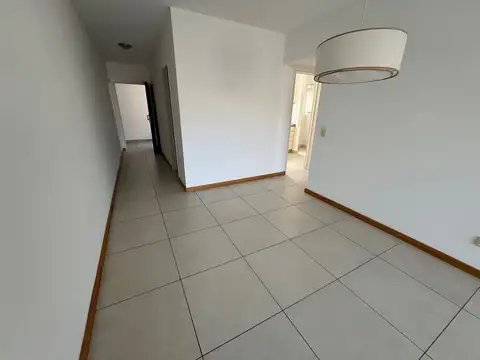 Departamento en Alquiler en San Isidro Vías / Rolon, $ 1.100.000