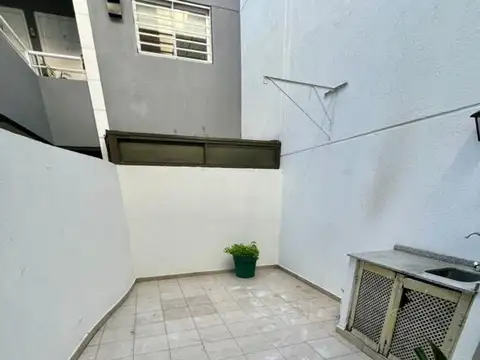 Depto Tipo Casa en Alquiler en Villa Devoto, $ 900.000