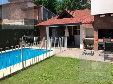 CASA BANCO PROVINCIA 4 AMBIENTES PISCINA ESCUCHA OFERTA