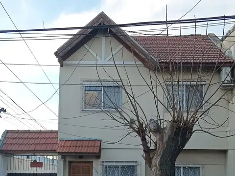 Venta PH al frente 4 ambientes Lomas-Apto Crédito