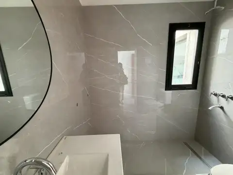 Casa en Venta al Oeste