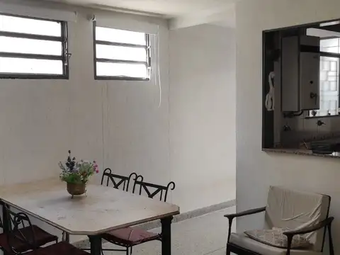 Depto Tipo Casa 4 ambientes con 1 baño