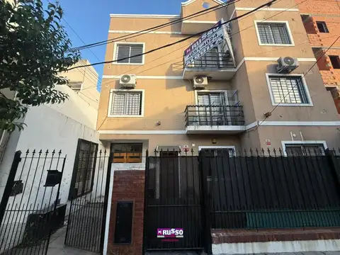 SALTA 2700, Piso 2