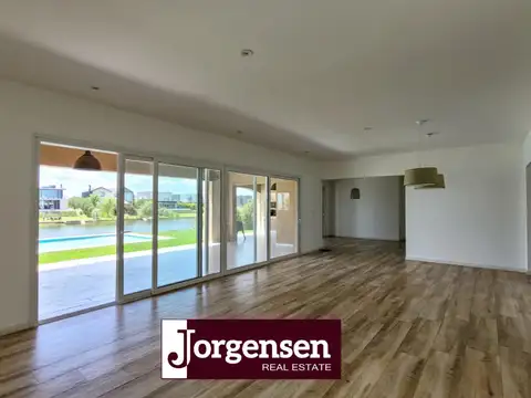 Casa en Venta en Puertos - Barrio Marinas, USD 620.000