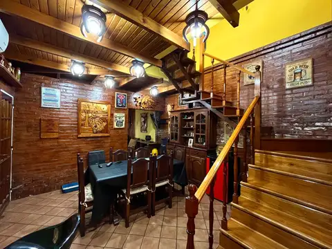 Casa en Venta con 1 cochera