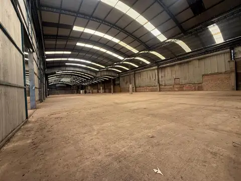 Depósito 3.500m2 cubiertos excelente ubicacion - ideal Logistica 