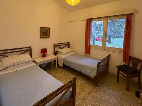 Casa 4 dorm. piscina en Padrón Único - Atlántida
