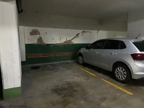 VENTA COCHERA EN EXCELENTE UBICACION EN RETIRO