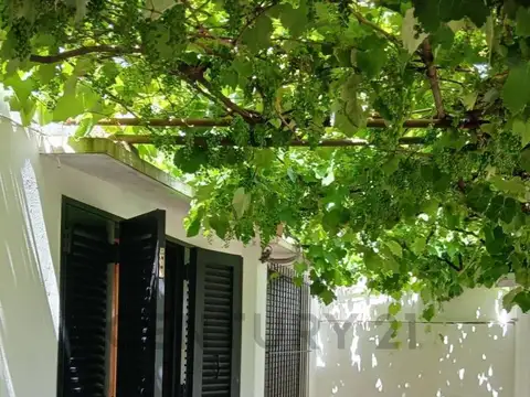 63 Bis entre 137 y 138 , Piso 0