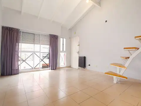 Depto Tipo Casa en Venta de 2 dormitorios