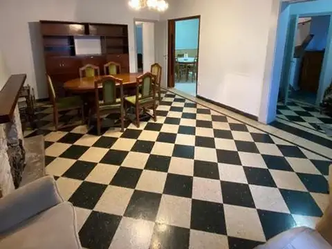 Departamento en Venta de 5 ambientes