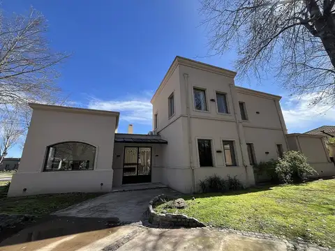 Casa en alquiler roble joven