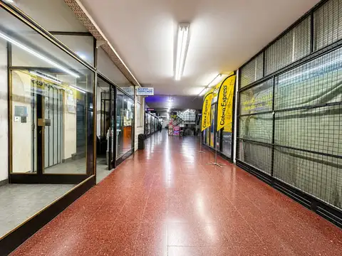 San Martin 800, Piso 9