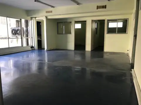 Oficina en Alquiler al Este