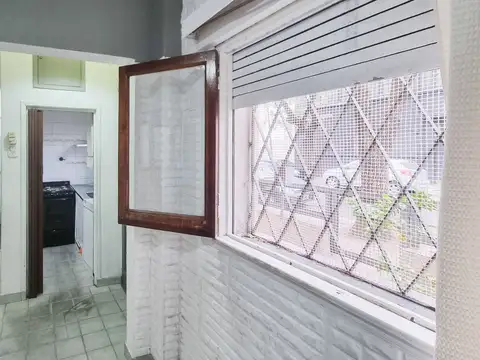 Depto Tipo Casa 2 ambientes con 1 baño