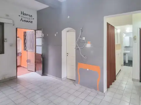Depto Tipo Casa en Venta en Saavedra, USD 84.500