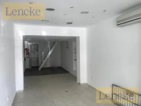 Local en Alquiler en San Isidro Centro, $ 1.400.000