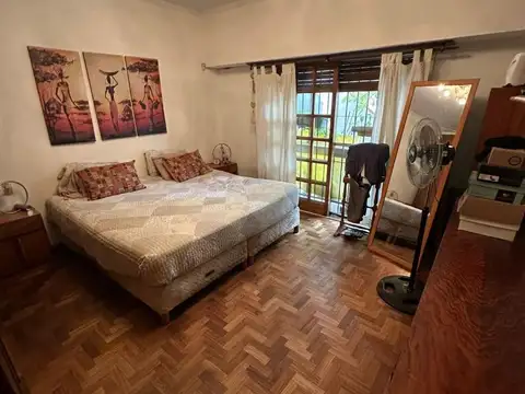 Casa 2 ambientes con 2 baños