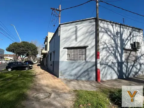 Casa en Venta - 2 Dormitorios 1 Baño - 328mts - La Plata