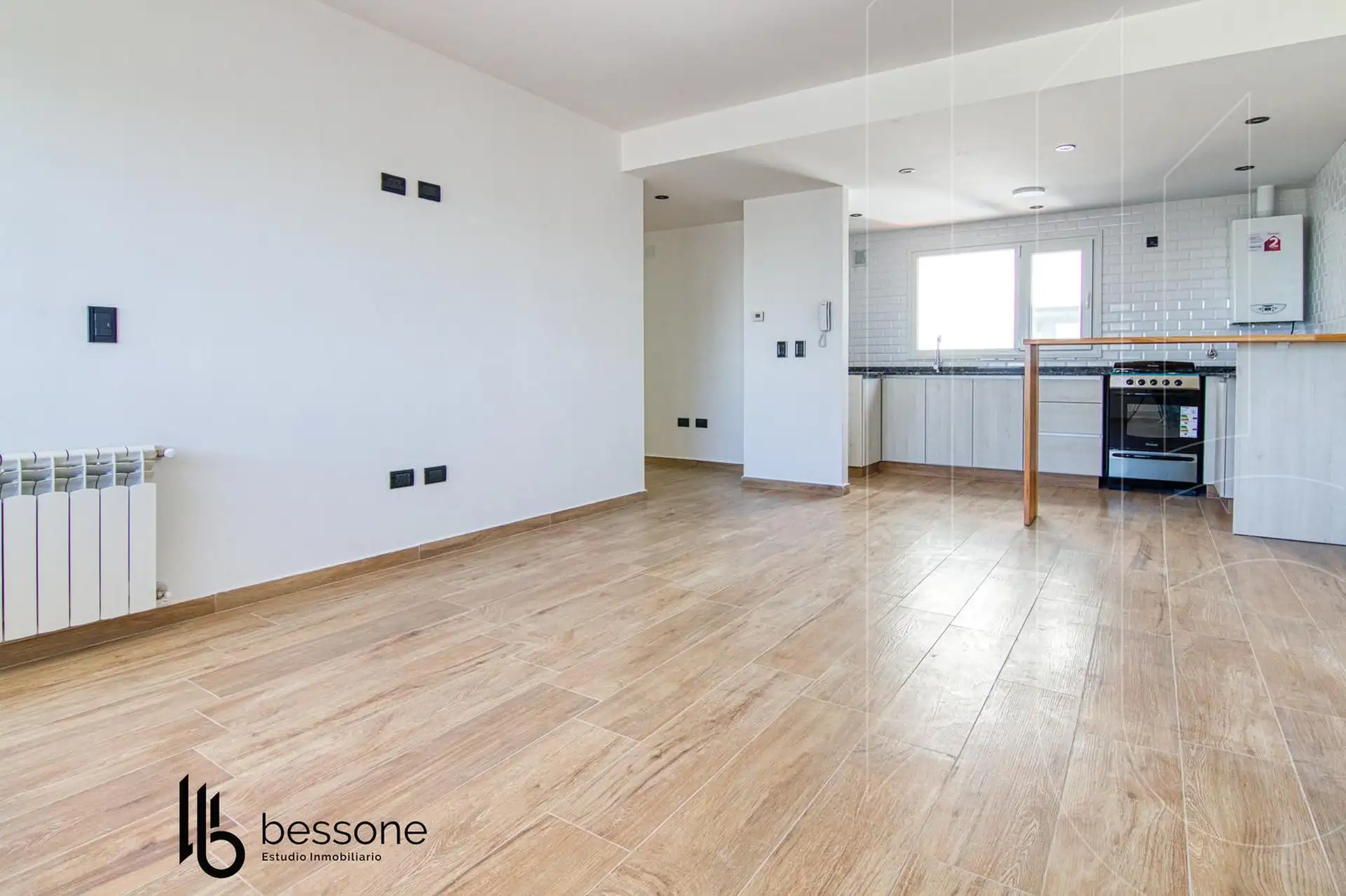 Departamento 3 amb, 84m² con balcón y vista al mar — Punta Mogotes