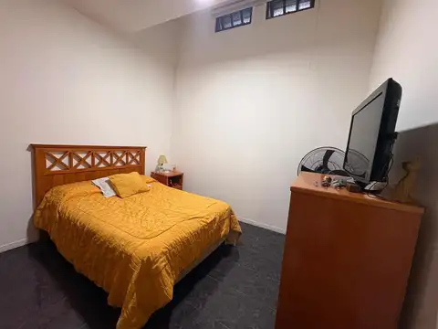 Depto Tipo Casa en Venta en Bernal Oeste, USD 63.000