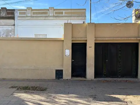 Casa en venta - 2 Dormitorios 1 Baño - Pergamino