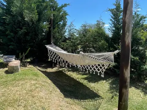 Casa venta al agua en San Benito, amoblado,4 dormitorios, pileta, playa, galería 600x día