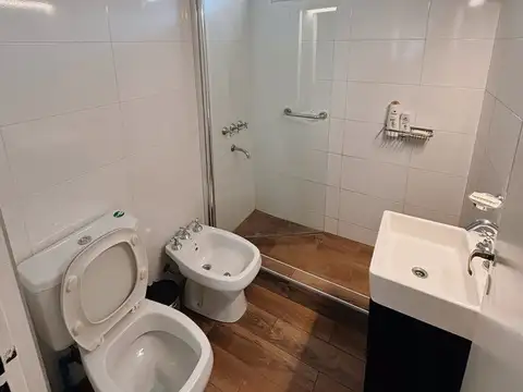 Departamento 4 ambientes con 2 baños
