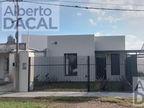 Oficinas en alquiler totalmente equipadas en Villa Elisa.