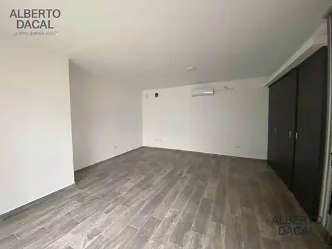 Oficina en Alquiler en Villa Elisa, $ 650.000