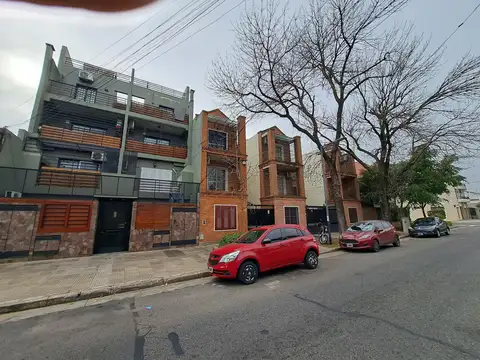 Pumacahua al 1300
