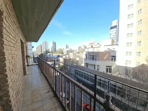 Departamento 5 ambientes con 2 baños