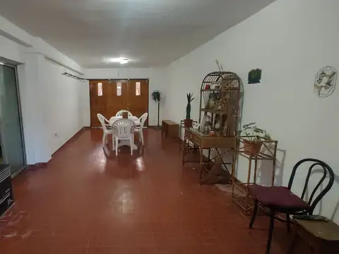 Depto Tipo Casa en Venta en Remedios de Escalada, USD 79.000