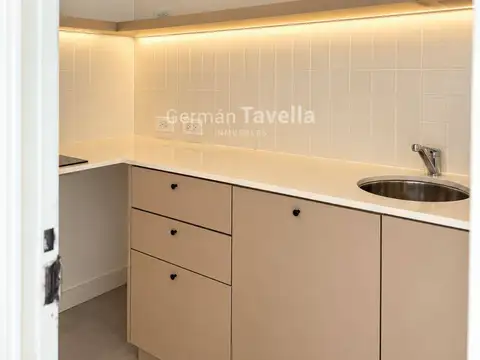 Oficina en Alquiler al Este