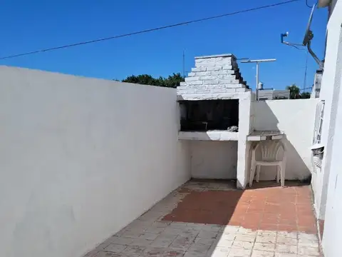 Depto Tipo Casa en Venta en San Nicolas De Los Arroyos, USD 52.000