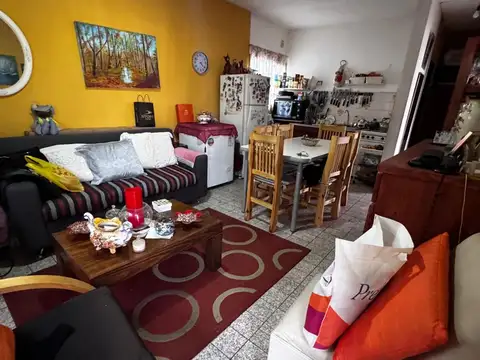 Depto Tipo Casa en Venta 33 años