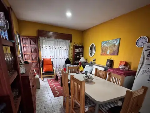 Depto Tipo Casa 2 ambientes con 1 baño