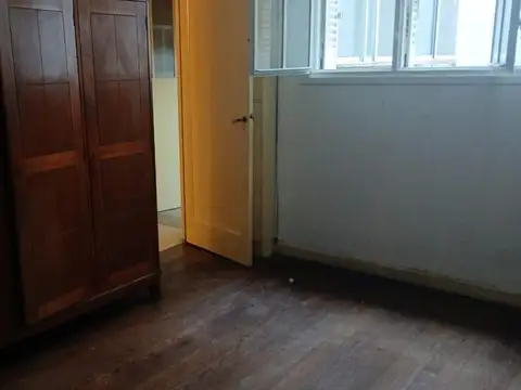 Muy Buen Departamento de 3 ambientes sobre Av. Libertador