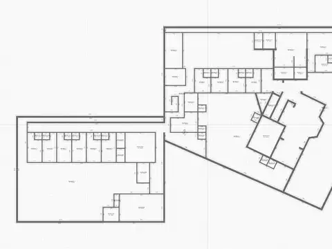 Oficina 40 ambientes con 30 baños