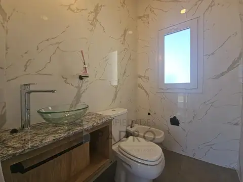 Casa en Venta al Oeste