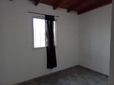Departamento en Alquiler en Mitre, $ 350.000
