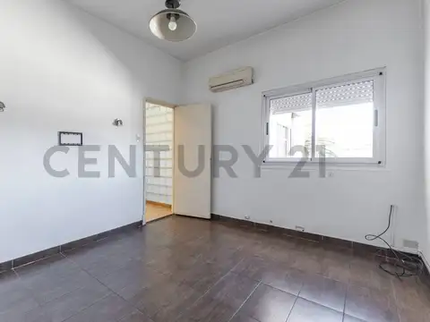 Departamento 5 ambientes con 2 baños